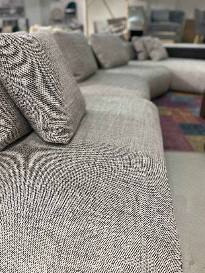 Capace Sofa - Future Classics Furniture