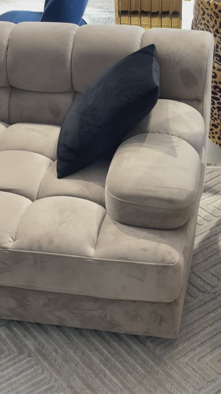 Tozzi Sofa
