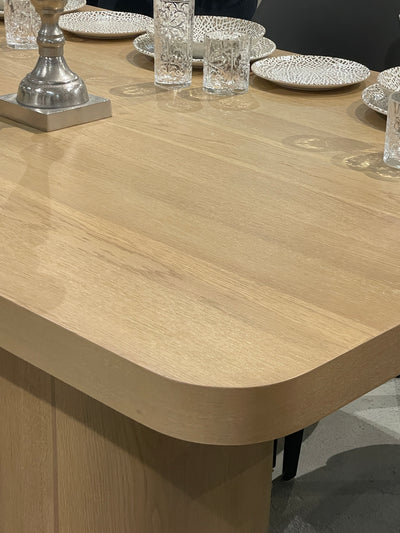 Colonna Dining Table Light Oak