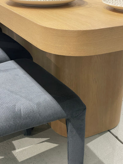 Colonna Dining Table Light Oak