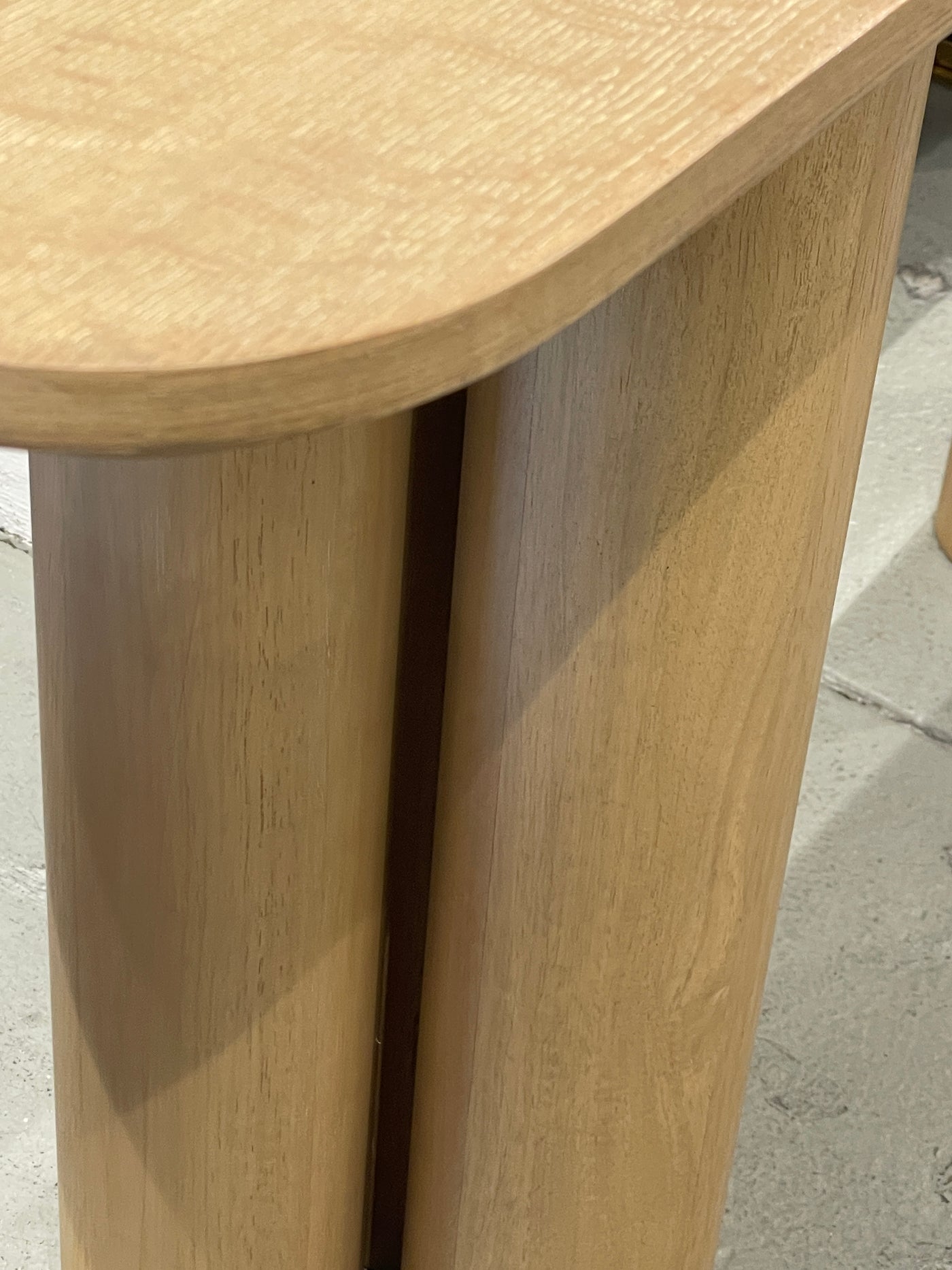 Trio Console Light Oak