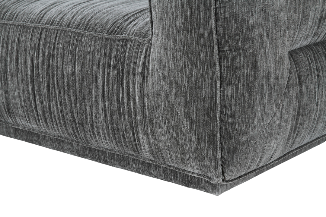 Nuvari 1 Seater
