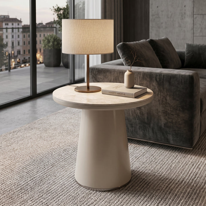 Elegante Side Table