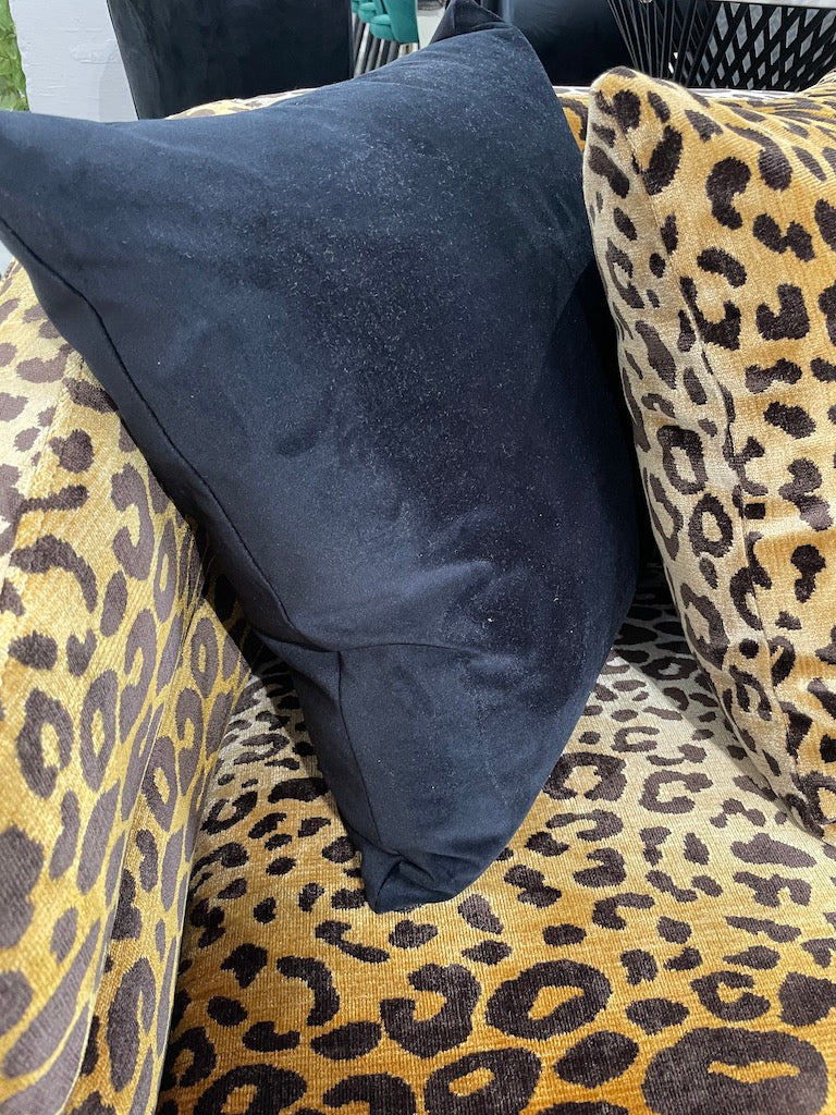 Ingwe Sofa