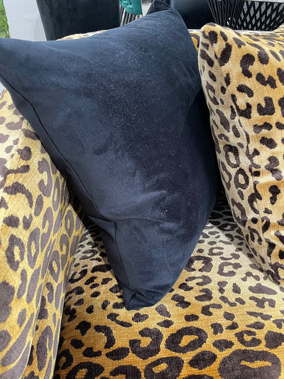 Ingwe Sofa
