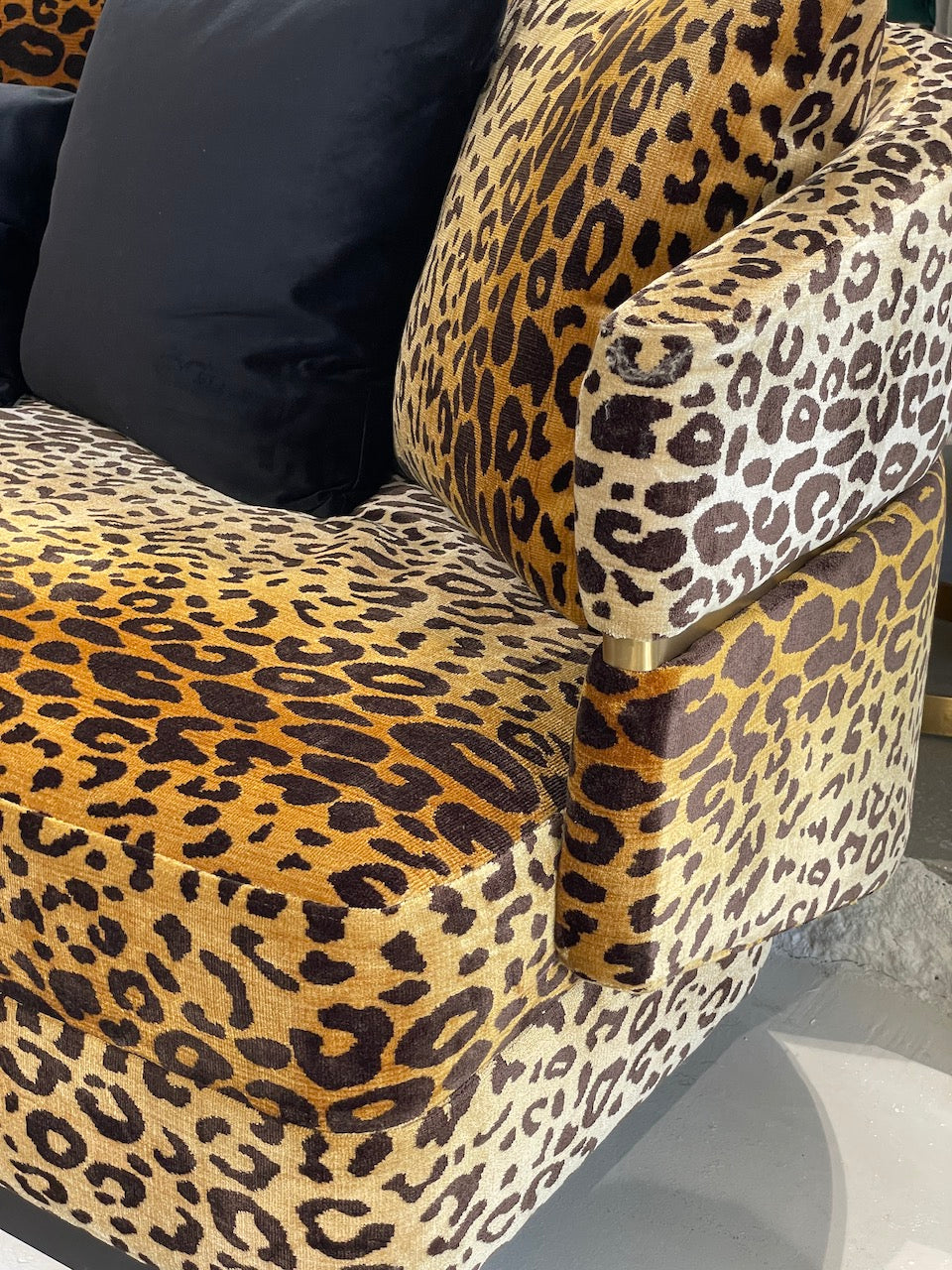 Ingwe Sofa - Future Classics Furniture