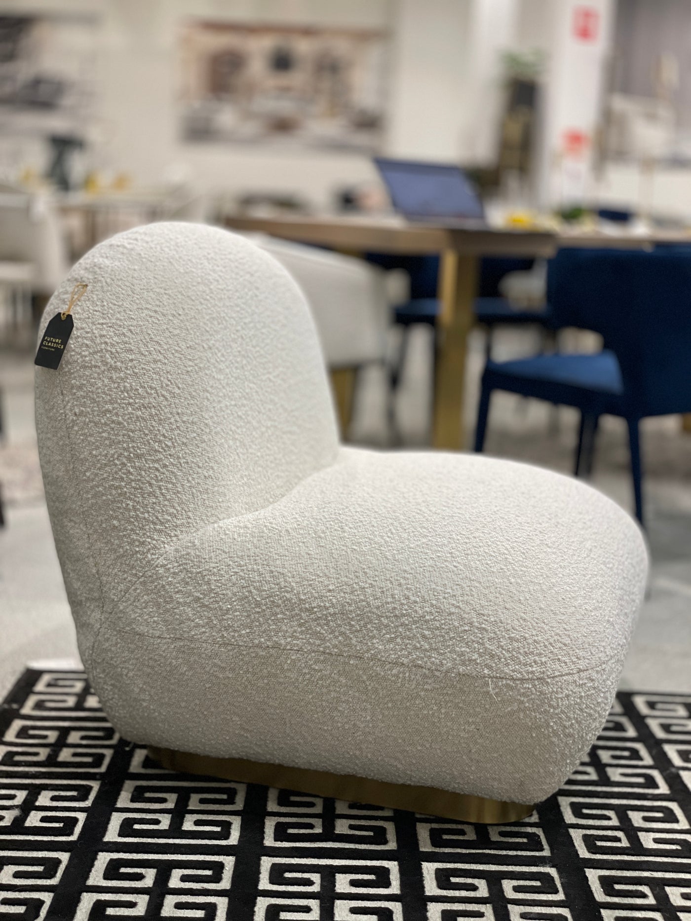 Nimbus Chair