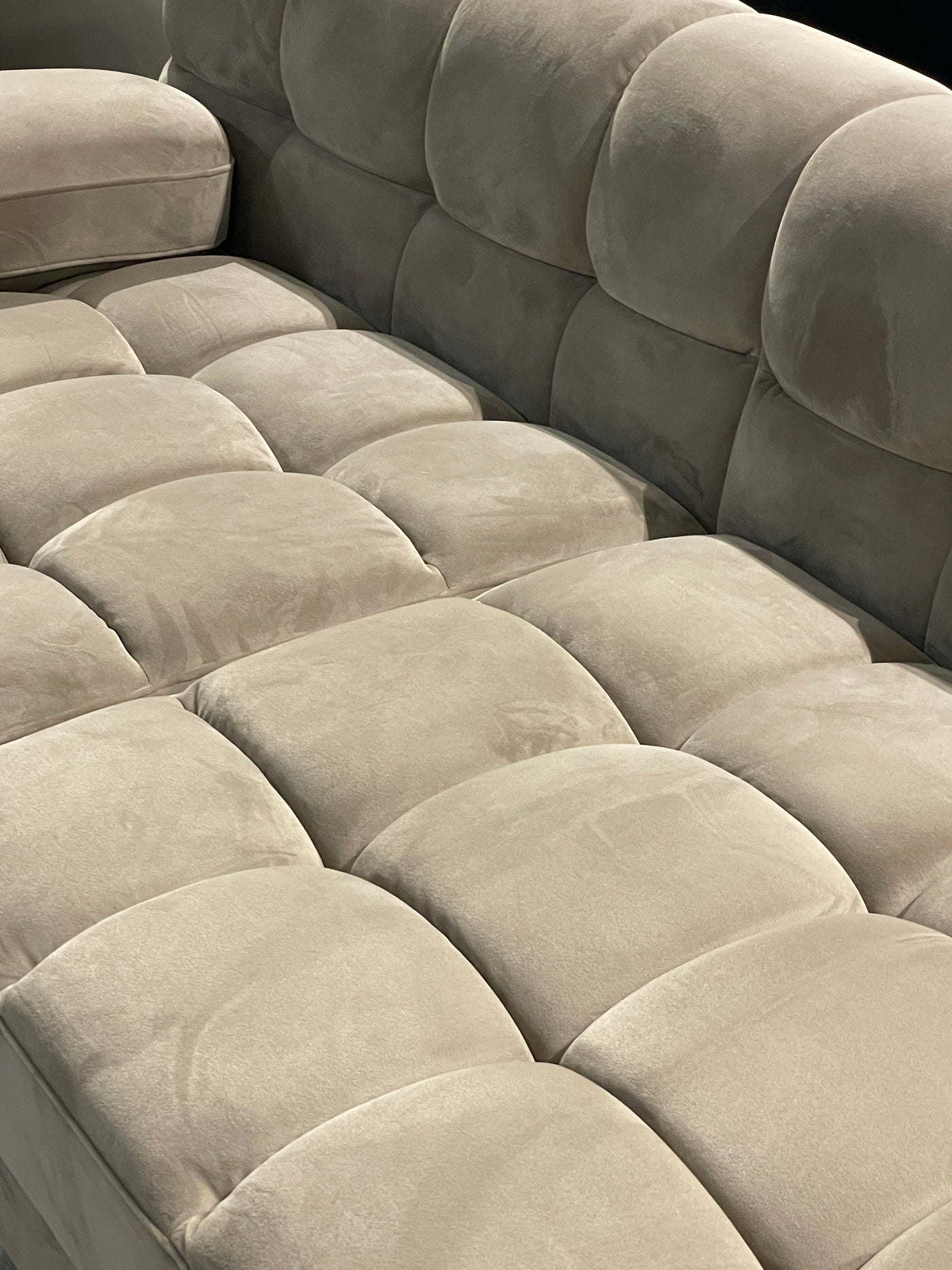 Tozzi Sofa
