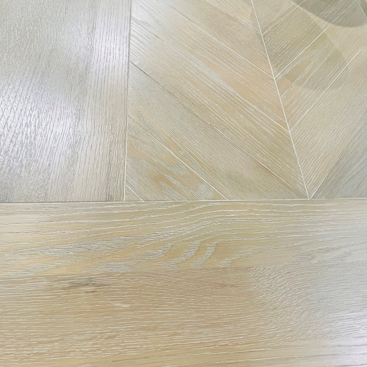 Valleta Dining Table